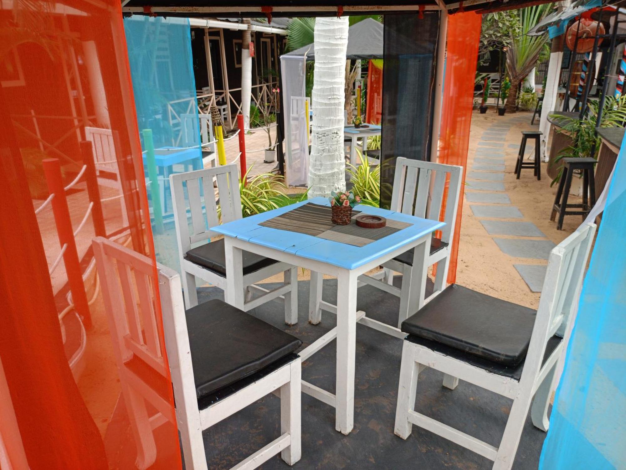 Boaty'S Beach Cottages 칼랑굿 외부 사진